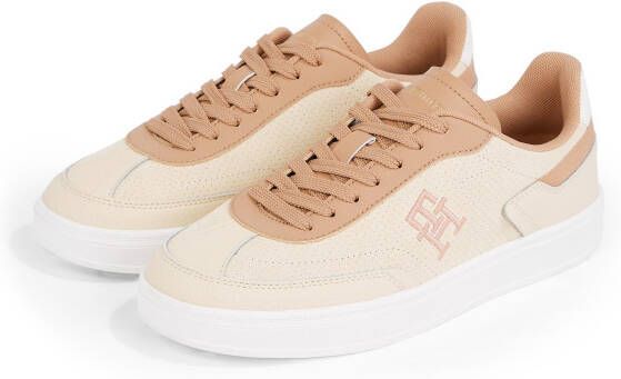 Tommy Hilfiger Plateausneakers TH HERITAGE SNEAKER PERF vrijetijdsschoen lage schoen veterschoen met th-logo-borduring