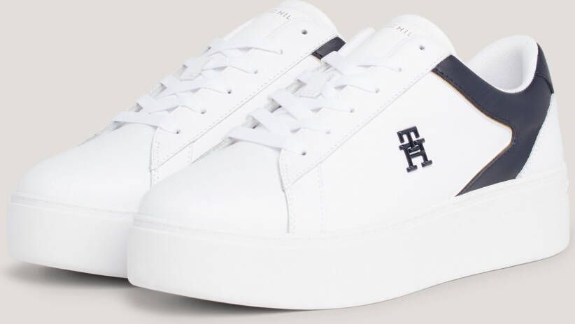 Tommy Hilfiger Plateausneakers TH PLATFORM COURT SNEAKER met contrastafwerking vrijetijdsschoen halve schoen veterschoen