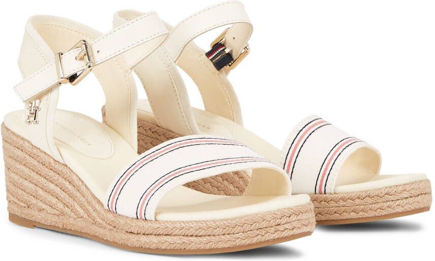 Tommy Hilfiger Sleehaksandaaltjes SHIRTING WEDGE SANDAL zomerschoen sandaal keilhak met verstelbare gesp