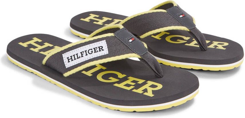 Tommy Hilfiger Teenslippers PATCH HILFIGER BEACH SANDAL zomerschoen slippers badschoen zwemschip met logo-opschrift