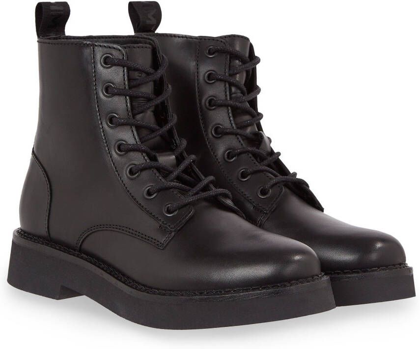 TOMMY JEANS Hoge veterschoenen TJW LACE UP FLAT BOOT met logo aan de aantrekband