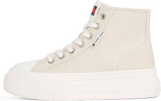 TOMMY JEANS Plateausneakers TJW FOXING FLATFORM SNEAKER HIGH vrijetijdsschoen veterschoenen high top sneaker met contraststiksels