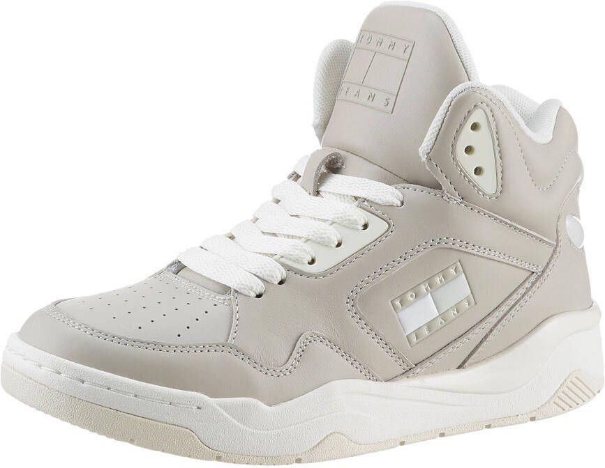 TOMMY JEANS Plateausneakers TJW NEW BASKET MC veterschoen vrijetijdsschoen high top-sneaker met contrastafwerkingen