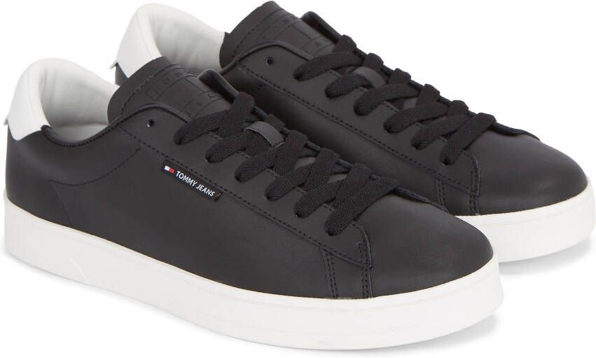 TOMMY JEANS Sneakers TJM LEATHER LOW CUPSOLE met label vrijetijdsschoen halfhoge schoen veterschoen