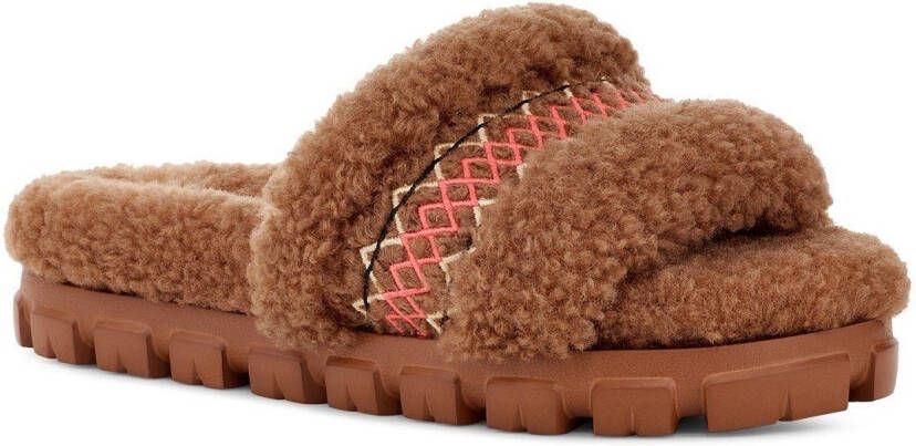 UGG Slippers Cozetta Braid met kettingelement