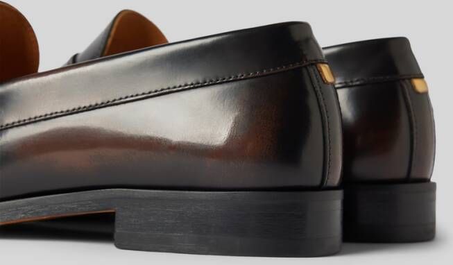 ALOHAS Loafers van leer model 'RIVET'