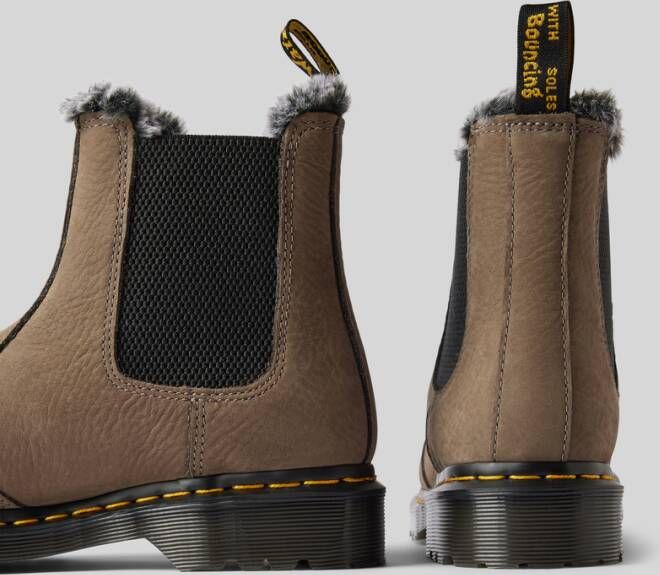 Dr. Martens Chelsea boots van leer met binnenvoering model 'Leonore'