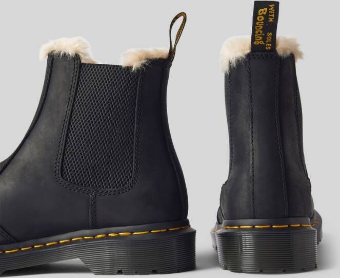 Dr. Martens Chelsea boots van leer met binnenvoering model 'Leonore'