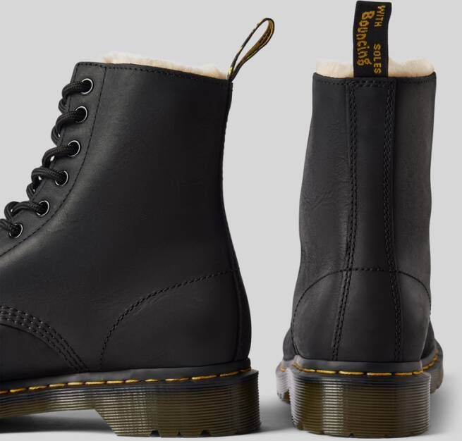 Dr. Martens Veterboots van leer met binnenvoering model 'Serena'