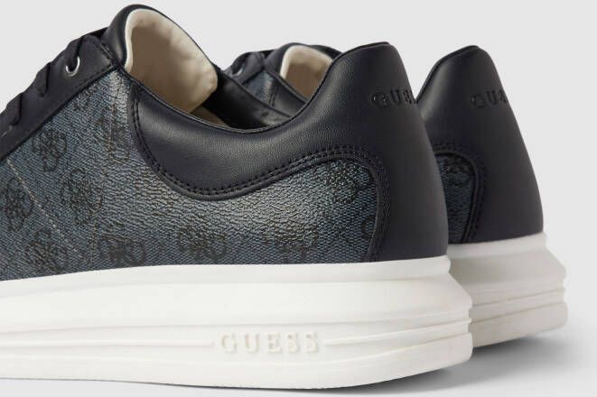 Guess Sneaker met all-over logoprint model 'VIBO'