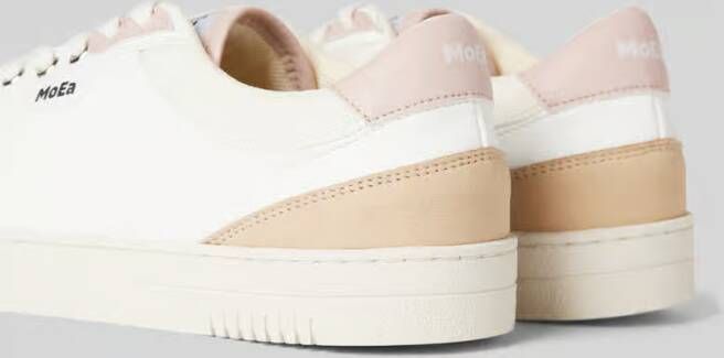 MoEa Sneakers met contrastgarnering