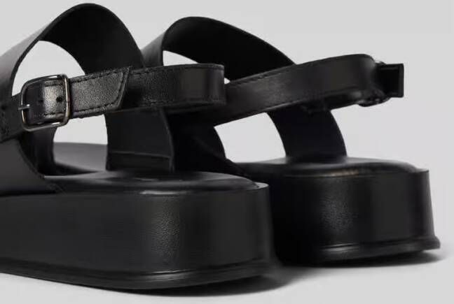 tamaris Leren sandalen met doornsluiting