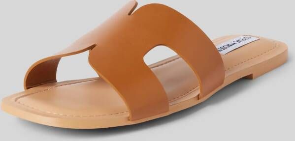 Steve Madden Slippers met brede schachtbrug model 'ZARNIA'