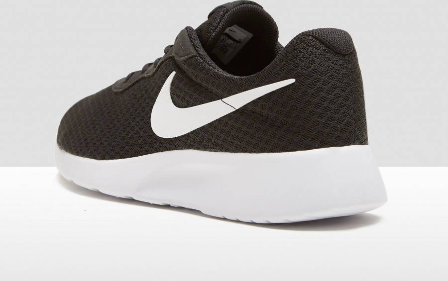 innovatie Verwachten Ver weg Nike Tanjun Heren Sneakers Black White - Schoenen.nl