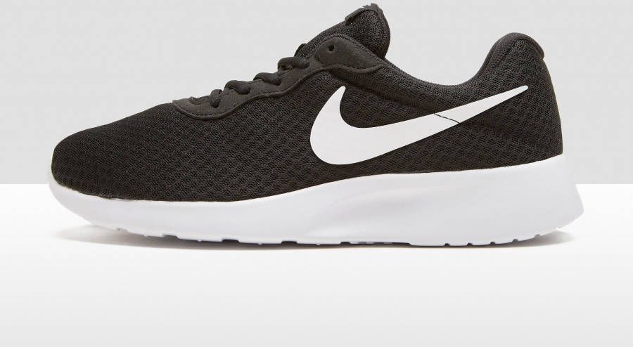 Nike tanjun best sale sneakers zwart heren