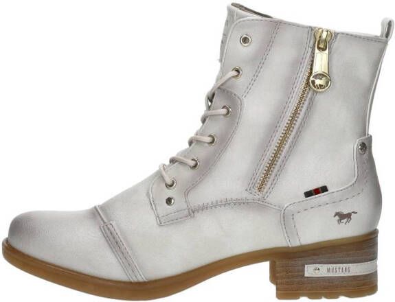 Mustang Beige Veterschoenen voor Dames Beige Dames