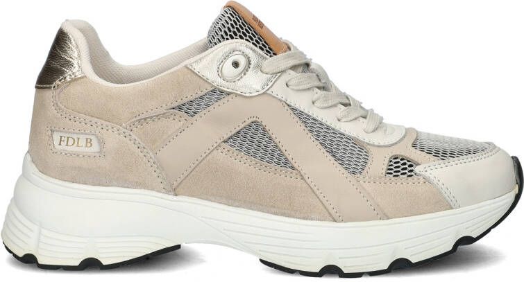 Fred de la Bretoniere Mariola Reese dad sneakers