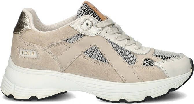 Fred de la Bretoniere Mariola Reese dad sneakers