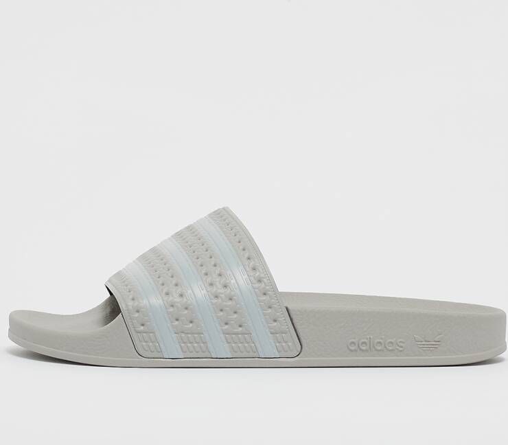 adidas Originals adilette Badelatschen W in Grijs