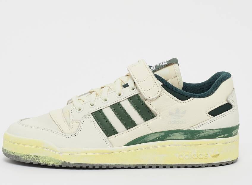 adidas Originals Forum 84 Low AEC Sneaker