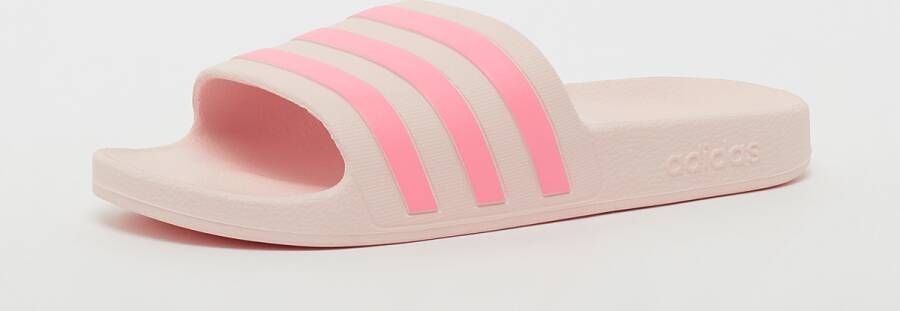 adidas Originals adilette Aqua Badslippers in Roze