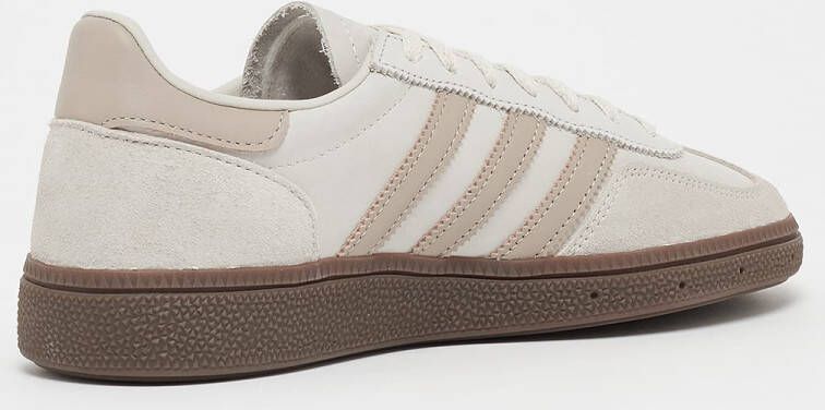 adidas Originals Handball Spezial alumina wonder beige GUM5 adidas Handball Spezial in beige formaten: 36.666