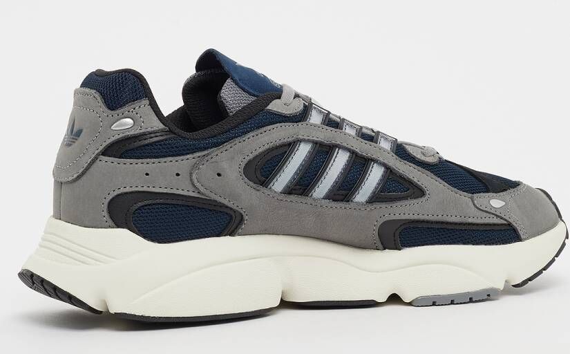 adidas Originals OZMILLEN Sneaker in Grijs