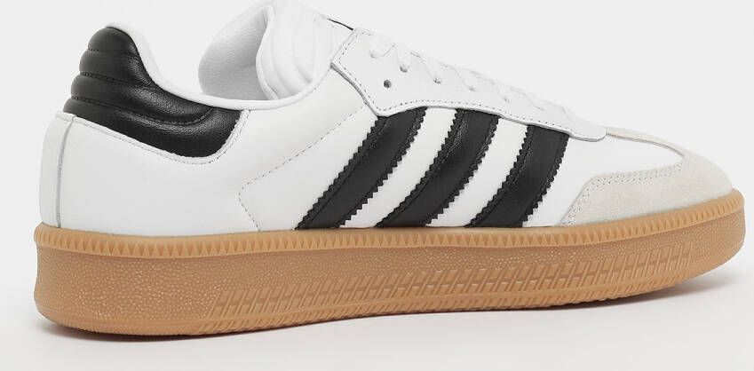 adidas Originals Samba XLG in wit formaten: 41.333