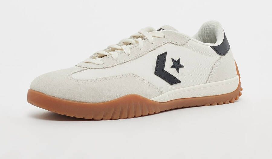 Converse Run Star Trainer Lifestyle in beige formaten: 39