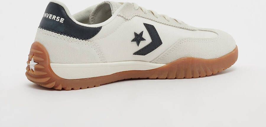 Converse Run Star Trainer Lifestyle in beige formaten: 39