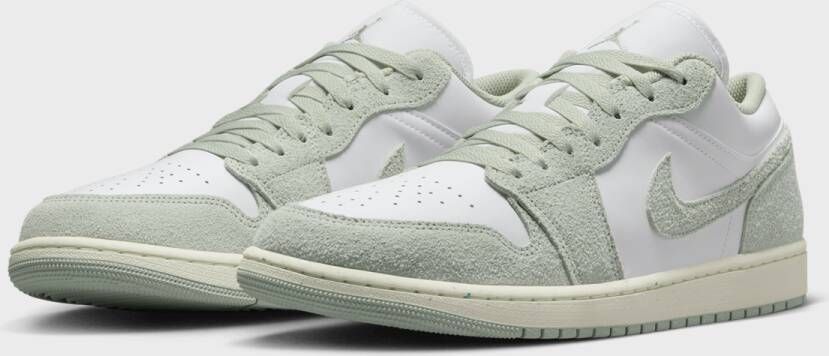 Jordan Air 1 Low SE in Groen