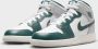 Jordan Air 1 Mid SE (GS) Air Retro in groen formaten: 38.5 - Thumbnail 9