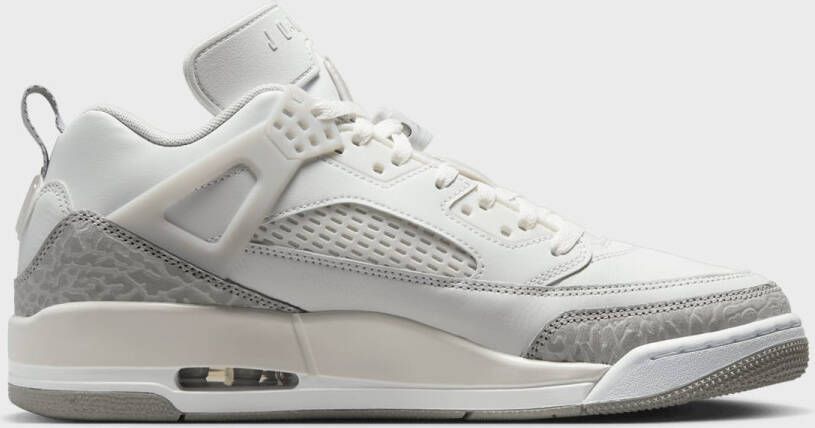 Jordan Spizike Low summit white metallic silver photon dust Basketball in wit formaten: 42