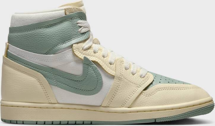 Jordan WMNS Air 1 High MM in Beige