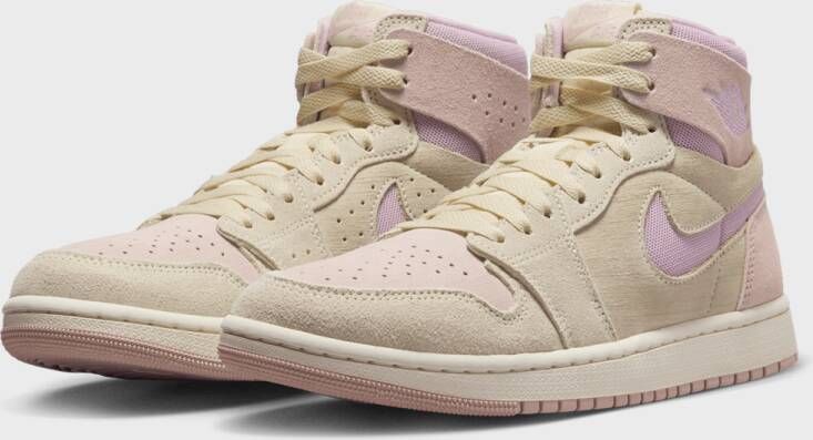 Jordan WMNS Air 1 Zoom CMFT 2 in Beige