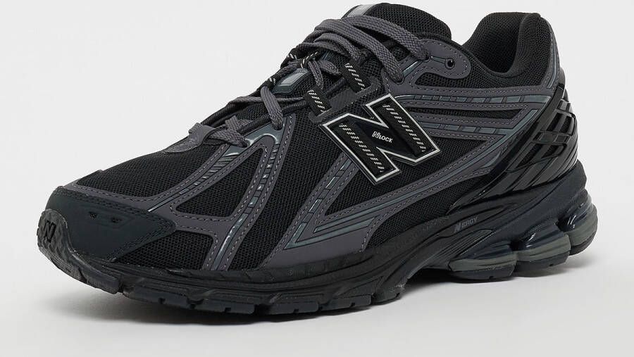 New Balance 1906 in zwart formaten: 44.5