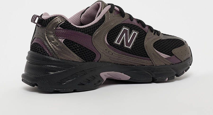 New Balance 530 in zwart formaten: 36