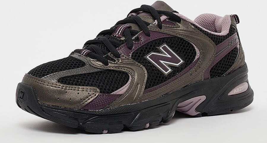 New Balance 530 in zwart formaten: 42