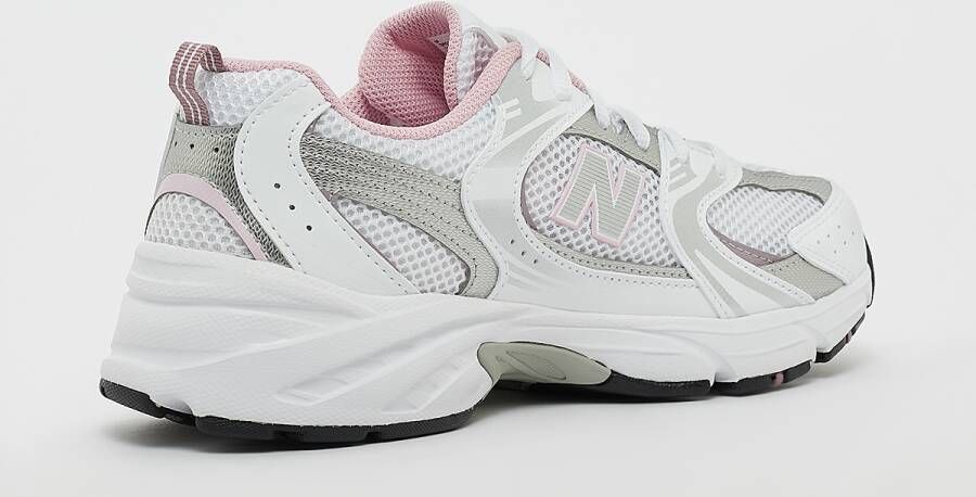 New Balance 530 in Wit