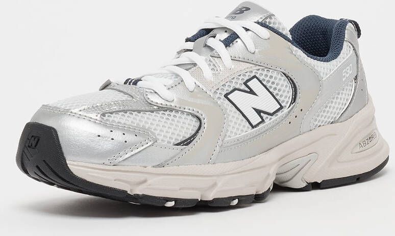 New Balance 530 in wit formaten: 36