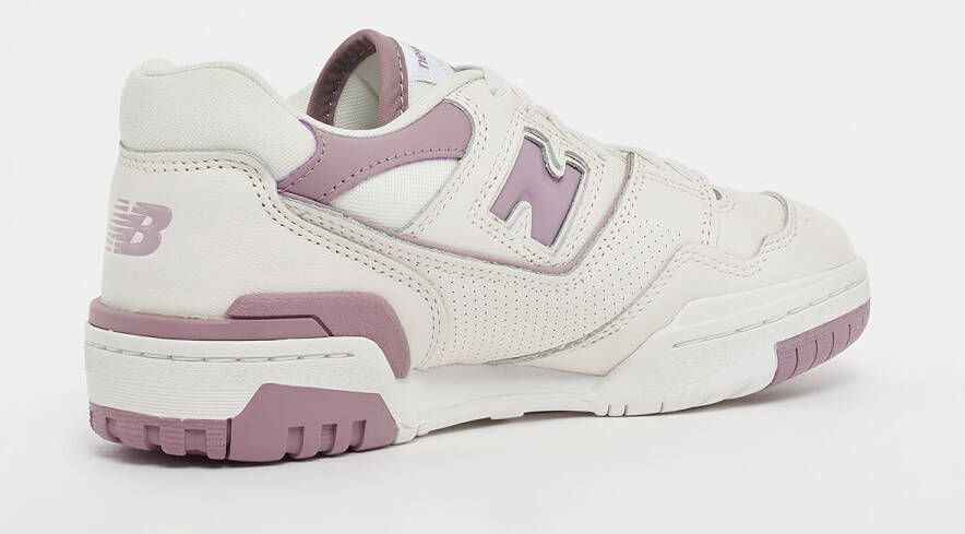 New Balance 550 in beige formaten: 37