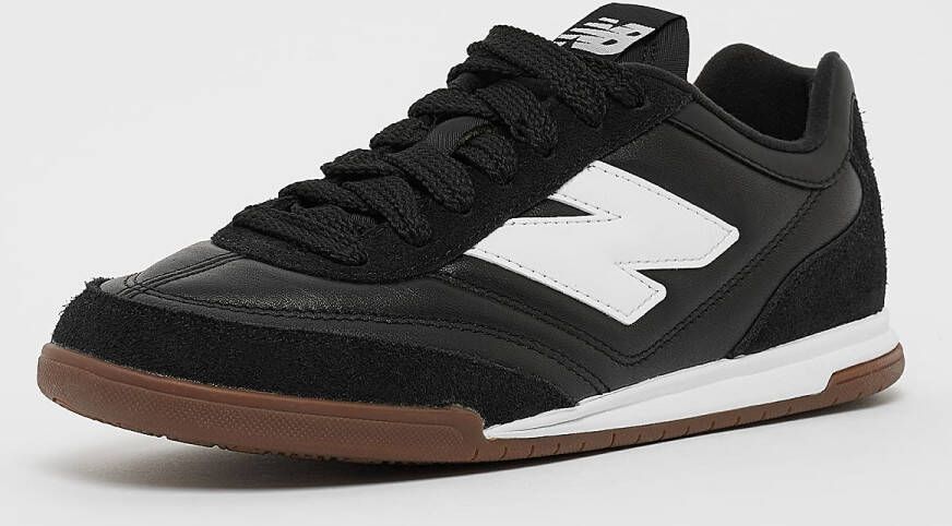 New Balance RC42 Lifestyle in zwart formaten: 45