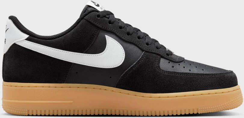 Nike Air Force 1'07 black summit white gum light brown in zwart formaten: 41