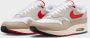 Nike Herenschoenen Air Max 1 White Cream II Limestone University Red- Heren White Cream II Limestone University Red - Thumbnail 6