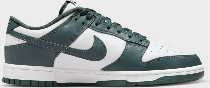 Nike Dunk Low Retro in Groen