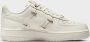 Nike WMNS Air Force 1 '07 LX Air Force 1 in beige formaten: 40.5 - Thumbnail 3