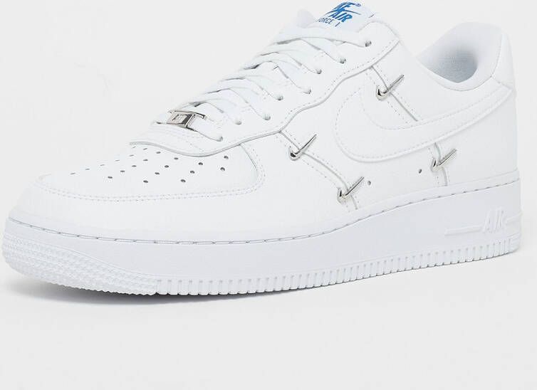 Nike WMNS Air Force 1 '07 LX in wit formaten: 36.5