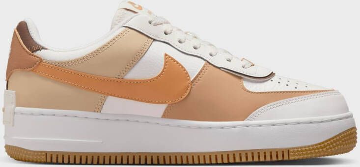 Nike WMNS Air Force 1 Shadow Air Force Shadow in beige formaten: 37.5