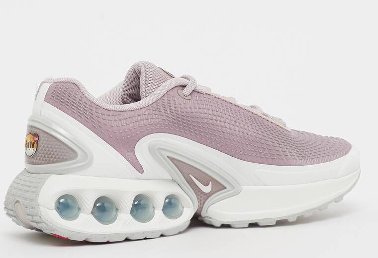 Nike WMNS Air Max DN in Paars