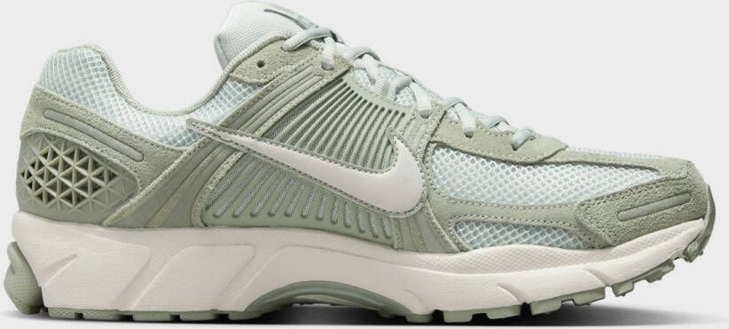 Nike Zoom Vomero 5 in groen formaten: 43